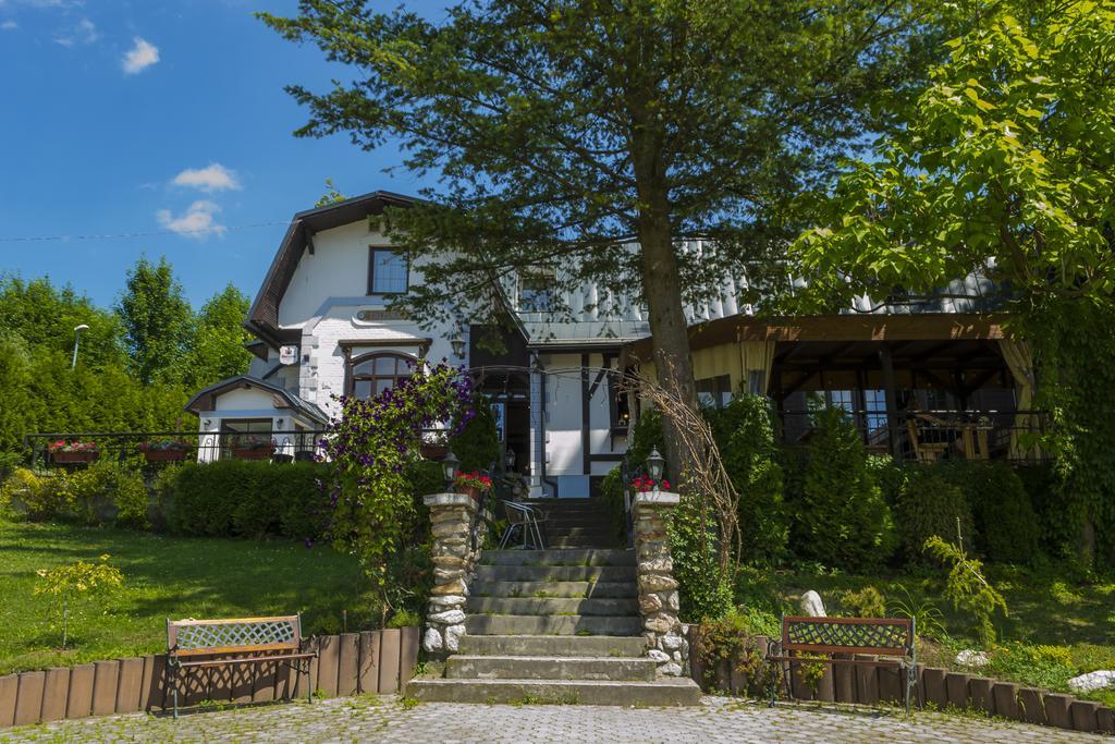 Penzion Talisman Rajecke Teplice Exterior photo