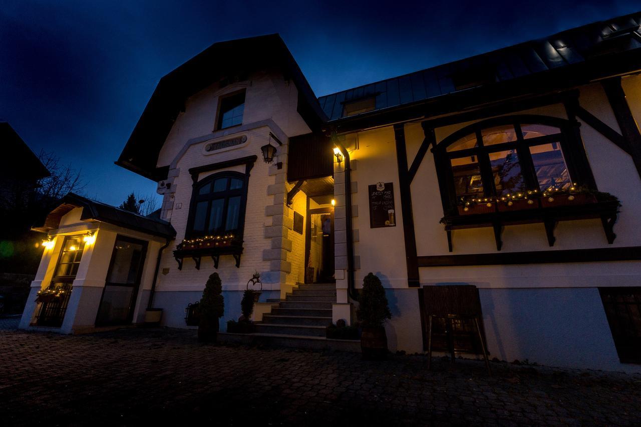 Penzion Talisman Rajecke Teplice Exterior photo